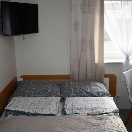 Pokoje Goscinne Muszelka Łeba Exterior foto